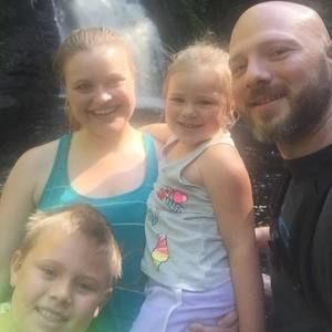 Meet your Posher, Cindy